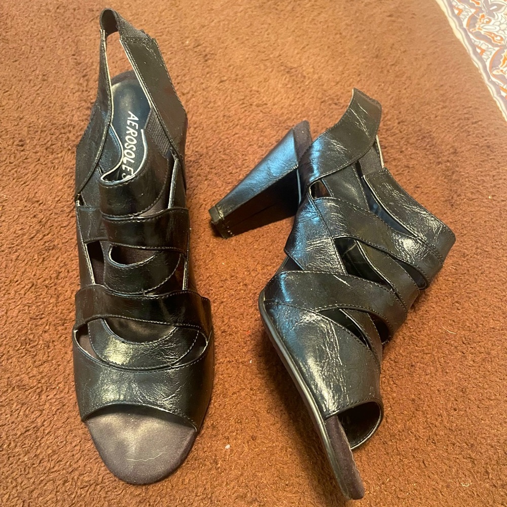 AEROSOLES Glossy Black Heeled Sandals